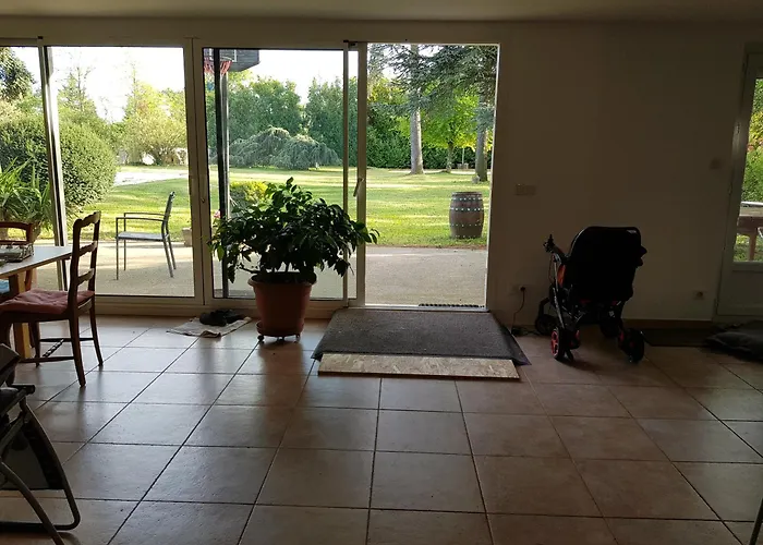 Epiceah Loft Pmr - Campagne 10' * Βαλένς